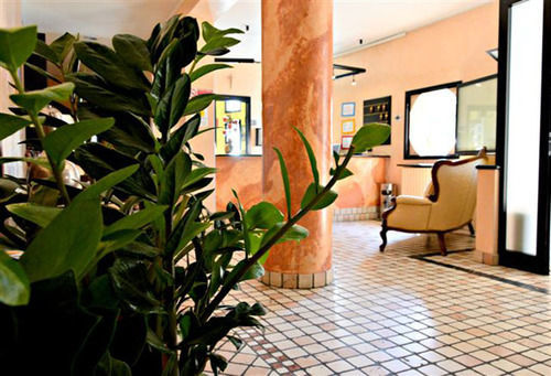 Hotel Stazione Paratico Exterior photo
